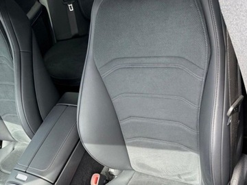 Mercedes Klasa E W214 Sedan 2.0 220d 197KM 2025 E Klasa 220 d 4-Matic AMG 2.0 197KM 2025, zdjęcie 3