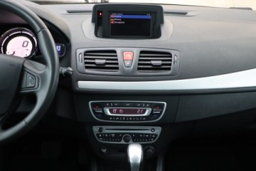 Renault Megane III Grandtour 2.0 16v 140KM 2010 Renault Megane 2.0 16V, Automat, Navi, Klima, zdjęcie 11