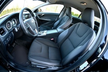 Volvo S60 II Sedan 2.0 D3 163KM 2012 Volvo S60 2.0 163 KM D3 Automat Navi Parktronik, zdjęcie 6