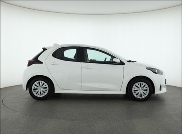 Toyota Yaris IV Hatchback 1.5 Hybrid Dynamic Force 116KM 2022 Toyota Yaris 1.5 VVT-i Hybrid, Salon Polska, zdjęcie 5