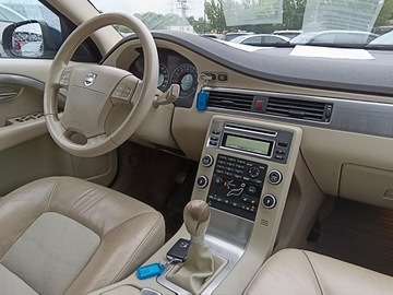 Volvo V70 III Kombi 2.0 145KM 2008 VOLVO V70 III 2.0 Momentum, Manual, Serwisowany,2 x Klucz, Hak, zdjęcie 9
