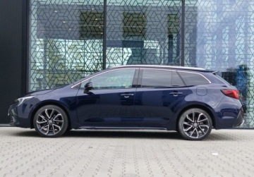 Toyota Corolla XII TS Kombi Facelifting 2.0 Hybrid Dynamic Force 196KM 2024 Toyota Corolla Corolla Executive JBL HUD FV23 Salon PL Serwis ASO, zdjęcie 1