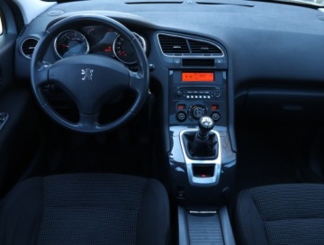 Peugeot 5008 I Minivan 2.0 HDi FAP 150KM 2011 Peugeot 5008 2.0 HDI, 7 miejsc, Klima, zdjęcie 6