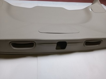 Панель крышки багажника Chrysler Pacifica 2016 -