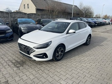 Hyundai i30 III 2023 Hyundai i30 Fast back Kliamtronik Podgrzewanie LED