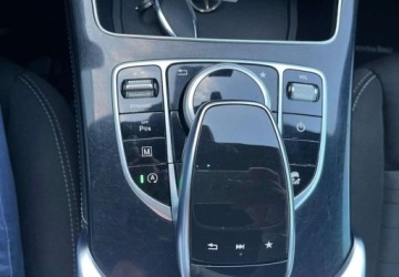 Mercedes GLC C253 SUV 2.1 220 d 170KM 2018 Mercedes-Benz GLC Mercedes-Benz GLC 2.1 Diesel 170KM, zdjęcie 10