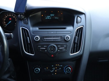 Ford Focus III Sedan Facelifting 1.5 TDCi 95KM 2018 Ford Focus 1.5 TDCi, Salon Polska, Klima, zdjęcie 11