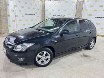 Hyundai i30 I Hatchback 1.4 109KM 2010 Hyundai i30 Lift Klima-auto Serwis Sprawdz PL 1.4 Benzyna 109KM, zdjęcie 4