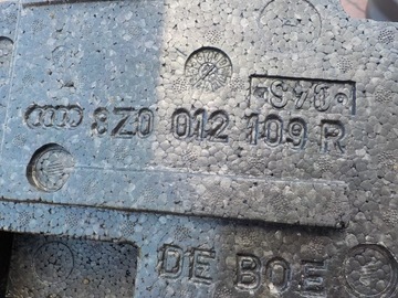 AUDI A2 VLOŽKA KUFRU POLYSTYRÉN 8Z0012109R
