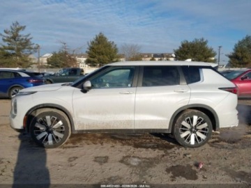 Mitsubishi Outlander IV 2025 Mitsubishi Outlander SE 2.5 S-Awc 2025 2.5 Benzyna 181KM, zdjęcie 2