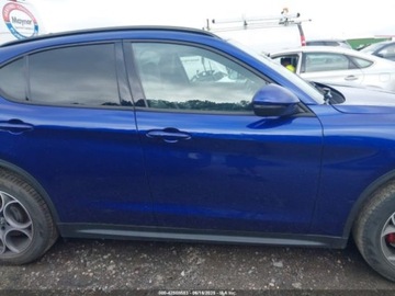 Alfa Romeo Stelvio 2022 Alfa Romeo Stelvio Sprint 2022 2.0l 2.0 Benzyna 280KM, zdjęcie 6