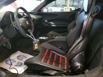 Ferrari 2023 Ferrari SF90 Stradale 2023 Ferrari SF90 Stradale Coupe 4.0 Benzyna 986KM, zdjęcie 10