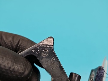 PANT DVEŘE PŘEDNÍ PRAVÝ PORSCHE CAYENNE II