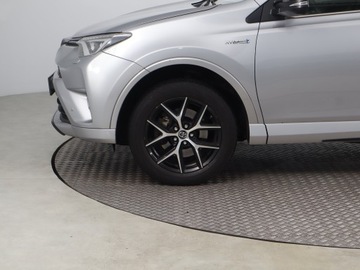 Toyota RAV4 IV MPV Facelifting 2.5 Hybrid 197KM 2017 Toyota RAV 4 2.5 Hybrid, Salon Polska, zdjęcie 13