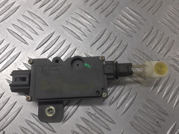 VZPĚRA/TLAKOVAČ KRYT PALIVA NISSAN PRIME P12 84680AV800