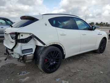 Maserati Levante 2022 Maserati Levante Base 2022 3.0l 3.0 Benzyna 345KM, zdjęcie 3