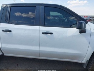 Chevrolet Silverado II 2021 Chevrolet Silverado 1500 Short Bed LT Trail Boss, 2021r., 4x4, 5.3L 5.3, zdjęcie 4