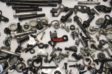 HONDA CB 750 HORNET 23- БОЛТЫ ВИНТЫ