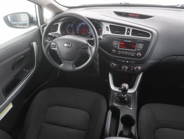 Kia Ceed II Kombi 1.6 CRDi 110KM 2014 Kia Ceed 1.6 CRDi, Salon Polska, Serwis ASO, zdjęcie 6