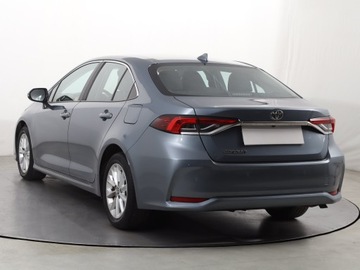 Toyota Corolla XII Sedan 1.5 VVT-i 125KM 2022 Toyota Corolla 1.5 VVT-i, Salon Polska, zdjęcie 3