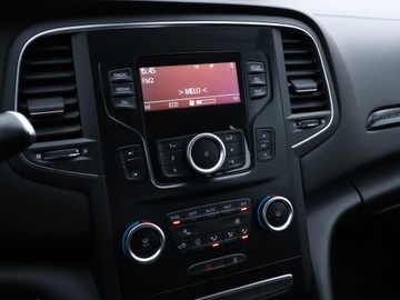 Renault Megane IV Hatchback 5d 1.6 SCe 114KM 2016 Renault Megane 1.6 SCe, Salon Polska, zdjęcie 11