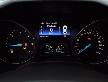 Ford Focus III Kombi Facelifting 1.5 TDCi 120KM 2014 Ford Focus 1.5 TDCi, Navi, Klima, Tempomat, zdjęcie 10
