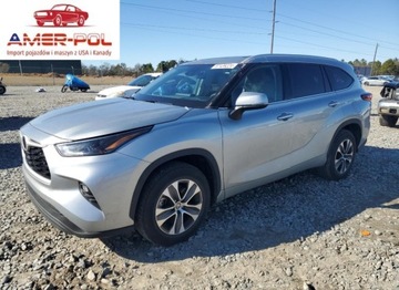 Toyota Highlander III 2022 Toyota Highlander XLE 2022 3.5l 3.5 Benzyna 295KM