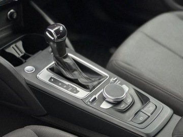 Audi Q2 SUV Facelifting 1.5 35 TFSI 150KM 2022 Audi Q2 Kamera Cofania ,Wirtualny Kokpit Audi, 1.5 Benzyna 149KM, zdjęcie 10