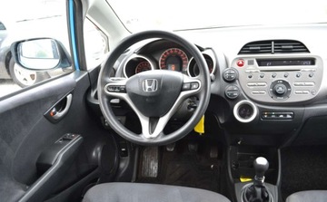 Honda Jazz III 1.4 i-VTEC 100KM 2009 Honda Jazz Niski przebieg - oplacony - climatronic - serwis do konca TOYOTA, zdjęcie 4