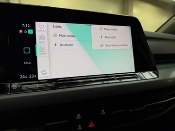 Volkswagen Golf VIII Variant 1.5 eTSI 130KM 2024 Volkswagen Golf Volkswagen Golf Style, zdjęcie 37