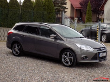 Ford Focus III Kombi 1.0 EcoBoost 125KM 2012 Ford Focus 125KM Navi Parkdistance Convers MY13 Benzyna 125KM, zdjęcie 7