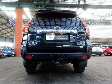 Toyota Land Cruiser VII Terenowy 3d 2.8 D-4D 177KM 2019 Toyota Land Cruiser SKÓRA KAMERY KRAJ BEZWYP F23%, zdjęcie 3