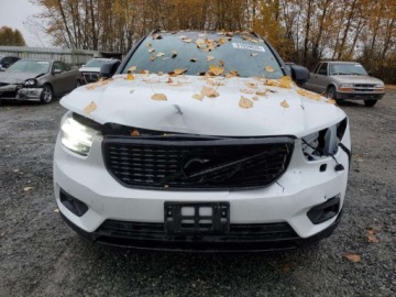 Volvo XC40 2022 Volvo XC 40 T5 R-Design 2022 2.0 Benzyna 248KM, zdjęcie 5