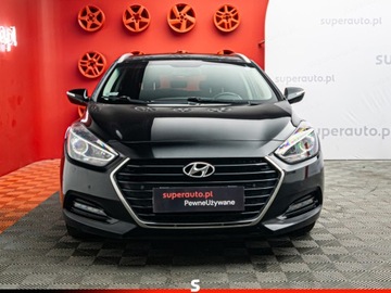 Hyundai i40 Kombi Facelifting 1.7 CRDi 141KM 2015 HYUNDAI i40 1.7 CRDi BlueDrive Combi 141KM 2015, zdjęcie 1