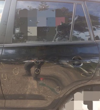 DVEŘE LEVÉ ZADNÍ 202 TOYOTA RAV 4 III