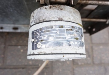 ЭЛЕКТРИЧЕСКИЙ ЛЕНТОЧНЫЙ КОНВЕЙЕР-ПИТАТЕЛЬ 2,2 кВт