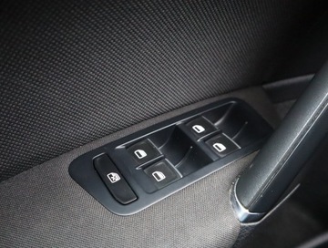 Volkswagen Golf VII GTD 5d 2.0 TDI-CR BlueMotion Technology 184KM 2015 VW Golf 2.0 TDI GTD, 181 KM, Navi, Xenon, zdjęcie 12