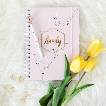 Прекрасный свадебный органайзер – незаменимый организатор