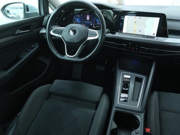 Volkswagen Golf VIII Hatchback Plug-In-Hybrid 1.4 TSI 204KM 2022 VW Golf 1.4 TSI eHybrid, Salon Polska, zdjęcie 6