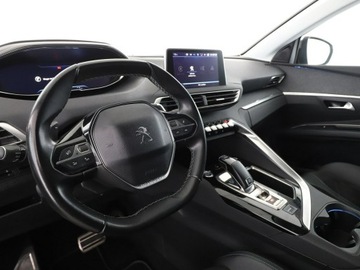 Peugeot 5008 II Crossover 1.5 BlueHDI 130KM 2018 Peugeot 5008 7os. Automat Virtual Navi Kamera, zdjęcie 13