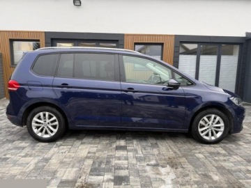Volkswagen Touran III 1.6 TDI 110KM 2016 Volkswagen Touran 1.6d 110KM 2016r automat, zdjęcie 5