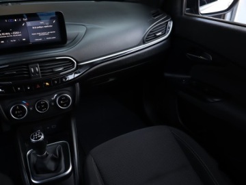 Fiat Tipo II Hatchback Facelifting 1.0 T3 Turbo 100KM 2021 Fiat Tipo 1.0 FireFly, Salon Polska, zdjęcie 7