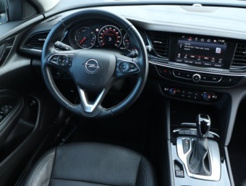 Opel Insignia II Sports Tourer 2.0 CDTI 170KM 2018 Opel Insignia 2.0 CDTI, Serwis ASO, 167 KM, zdjęcie 6