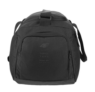 4F U050 čierna tréningová športová taška s vreckom na obuv 25L