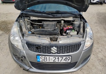 Suzuki Swift V 2011 Suzuki Swift I rej 2012r, 1.2 Benzyna. Delikatnie uszkodzony prawy przod., zdjęcie 5