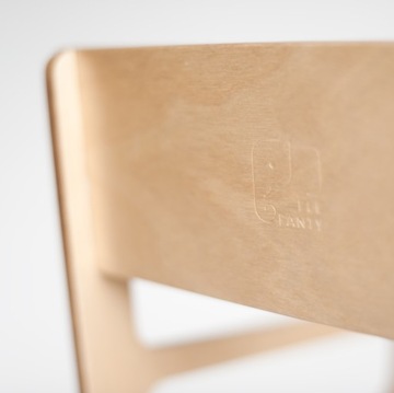 Стол с желобом + удобный стул