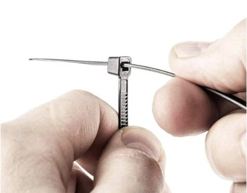 Кабельные стяжки, черные, 4,8 X 350 / 100 шт.