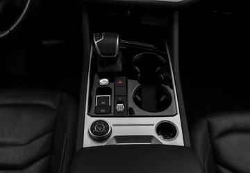 Volkswagen Touareg III SUV 3.0 V6 SCR TDI 231KM 2022 Volkswagen Touareg 3.0 TDI 231KM Tiptronic, Reflektory LED Matrix, Kamera, zdjęcie 17