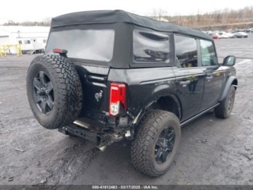 Ford Bronco VI 2024 Ford Bronco 2024r., 4x4, 2.3L 2.3 Benzyna 275KM, zdjęcie 2