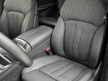 BMW X7 SUV Facelifting 3.0 40d 352KM 2025 BMW X7 xDrive40d Sport Suv 3.0 (352KM) 2025, zdjęcie 6